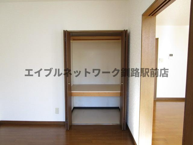 ハイネス若草の内装