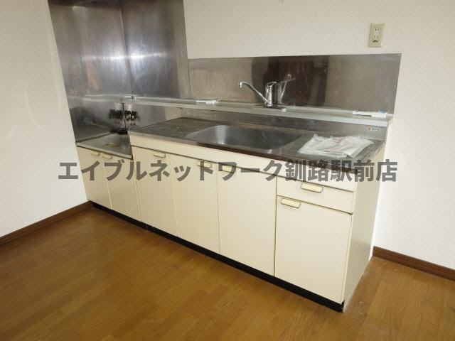 ハイネス若草のキッチン