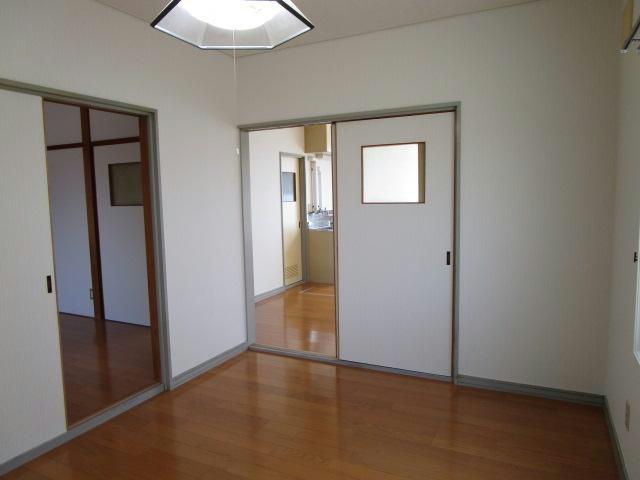 ハイツ共栄Ⅱの居間・リビング