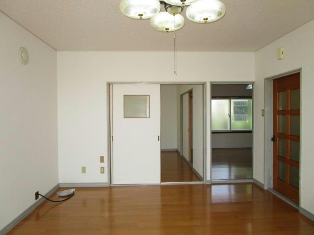 ハイツ共栄Ⅱの居間・リビング