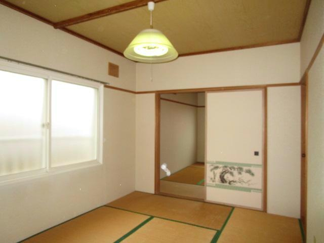 山田マンションの和室