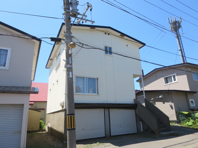 山田マンションの駐車場