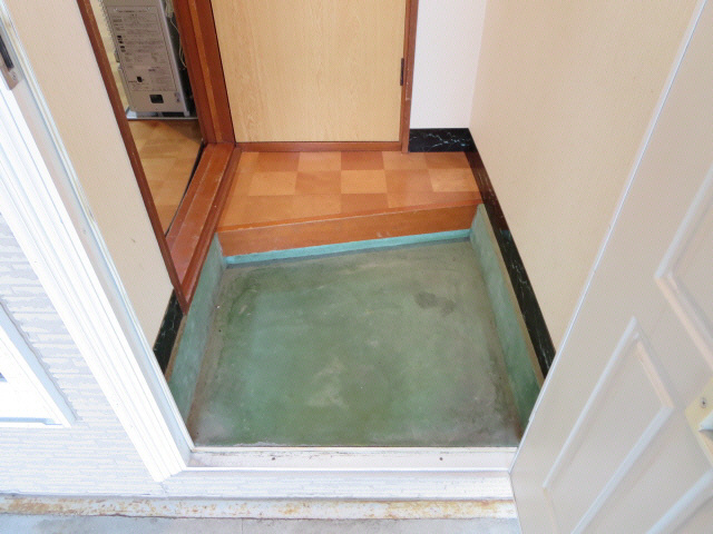 ハイツ中村Ｂの玄関