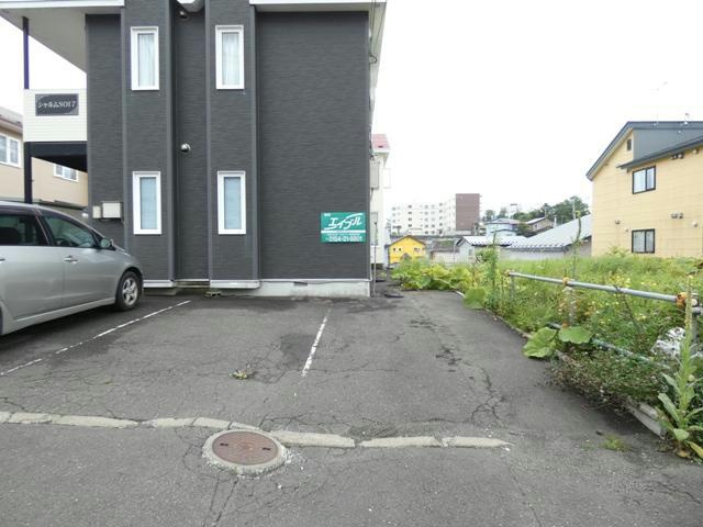 シャルムＳＯＩ７の駐車場