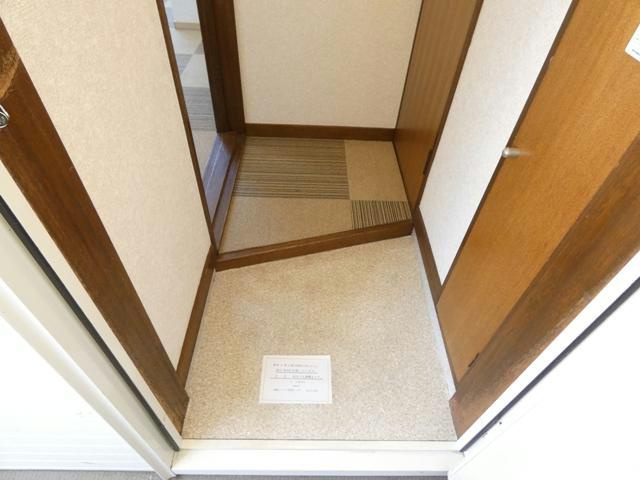 シャルムＳＯＩ７の玄関