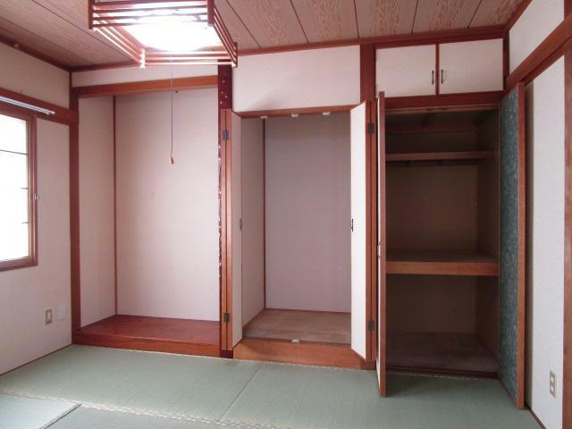 理興産業ビルの収納