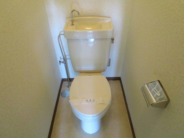 理興産業ビルのトイレ