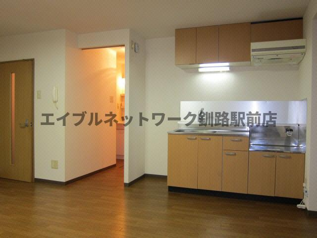 エーコー桜ヶ岡の居間・リビング