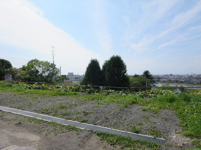ゴールドハイツの駐車場