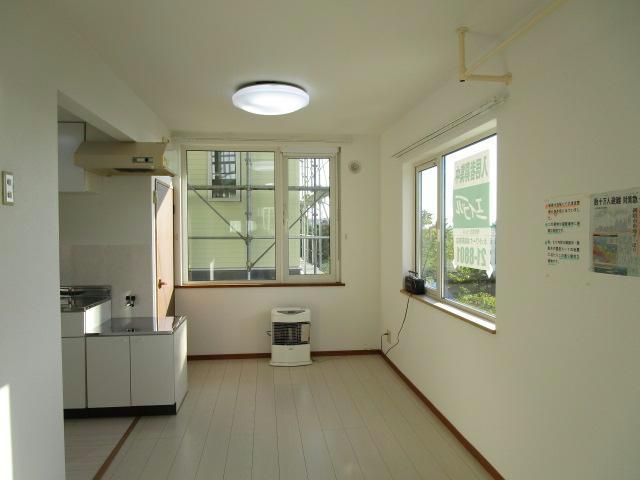 ゴールドハイツの居間・リビング