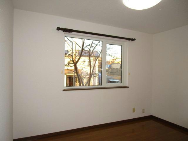 弥生ハイツＫＵＤＯＵＨ-Ⅱの居間・リビング