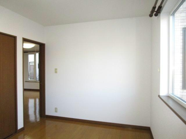 弥生ハイツＫＵＤＯＵＨ-Ⅱの居間・リビング