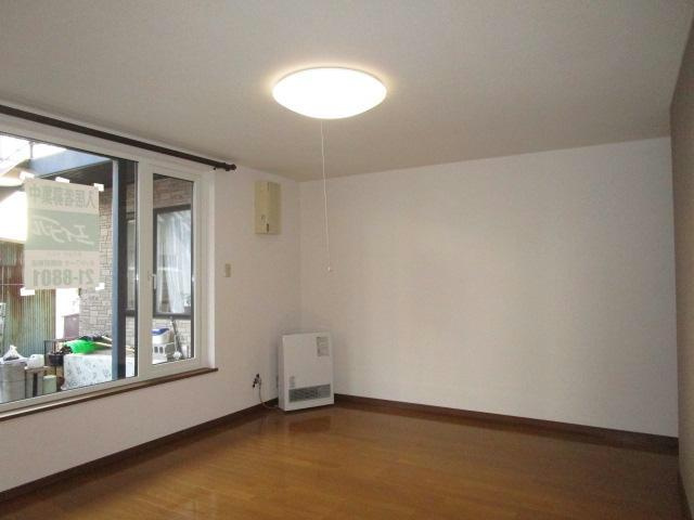 弥生ハイツＫＵＤＯＵＨ-Ⅱの居間・リビング