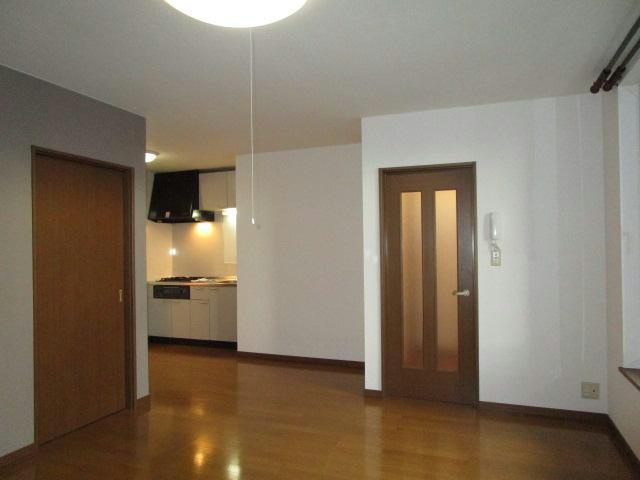 弥生ハイツＫＵＤＯＵＨ-Ⅱの居間・リビング