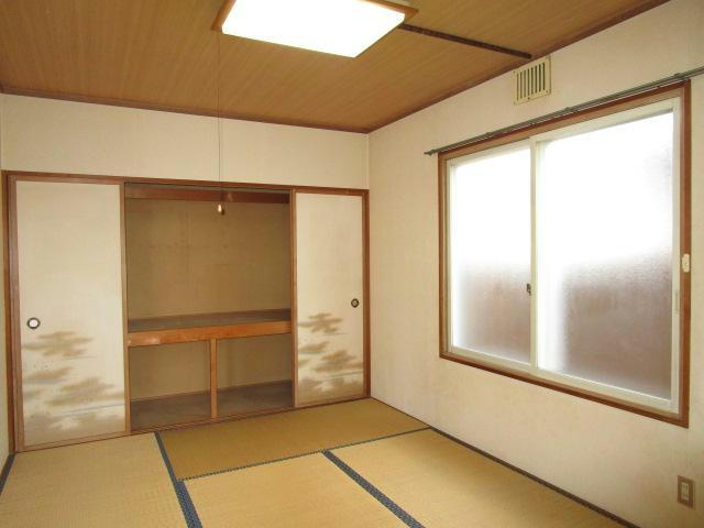 第一晴富ハイツの内装