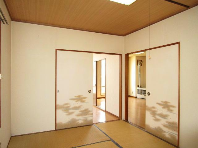 第一晴富ハイツの内装