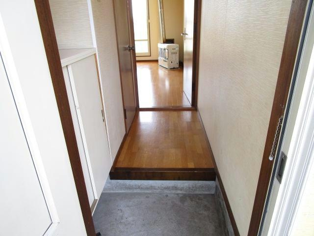 第一晴富ハイツの玄関