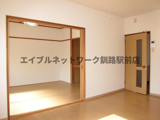 ハイツ藤の居間・リビング