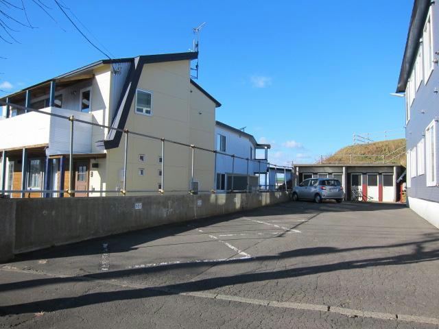 ハーバーシティ浦見 No.9の駐車場