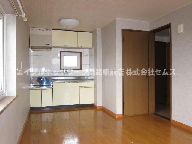 ハーバーシティ浦見 No.9の居間・リビング