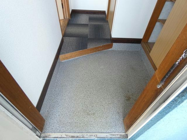 ハーバーシティ浦見 No.8の玄関