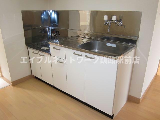 対馬マンション（米町）のキッチン