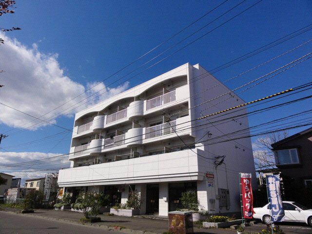 ハイツシャロムの外観