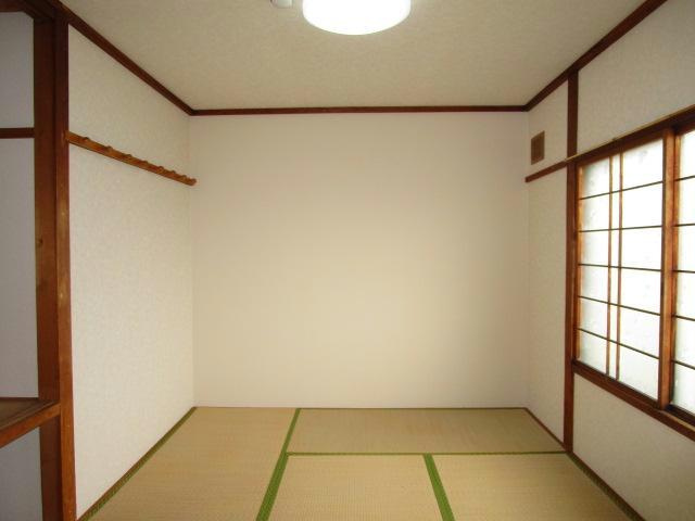 ハイツにしむらの居間・リビング