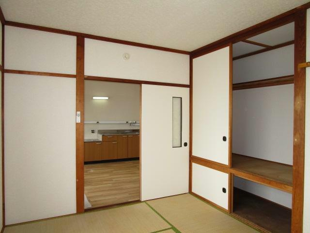 ハイツにしむらの居間・リビング