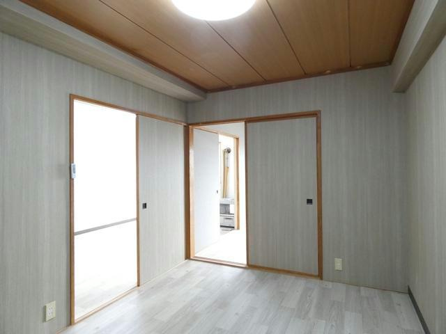 ハイツテクノスの居間・リビング