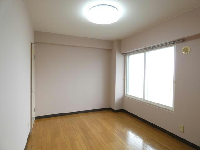 ハイツテクノスの居間・リビング