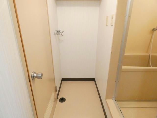 ハイツテクノスの洗面所