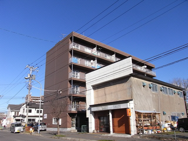 ハイツテクノスの外観