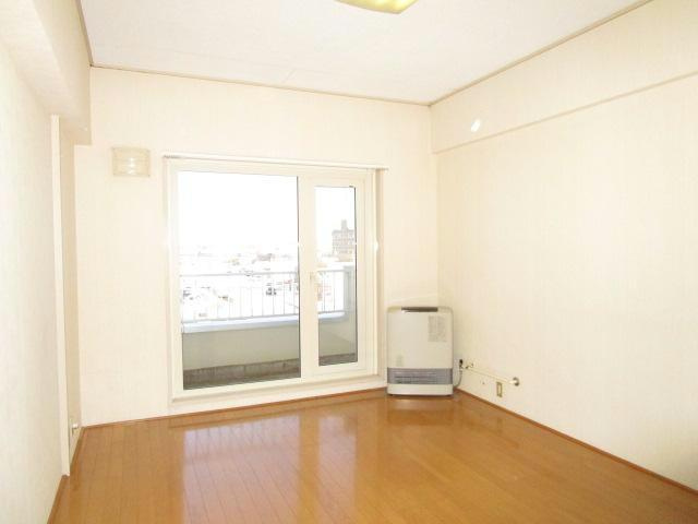 クレインマンションの居間・リビング