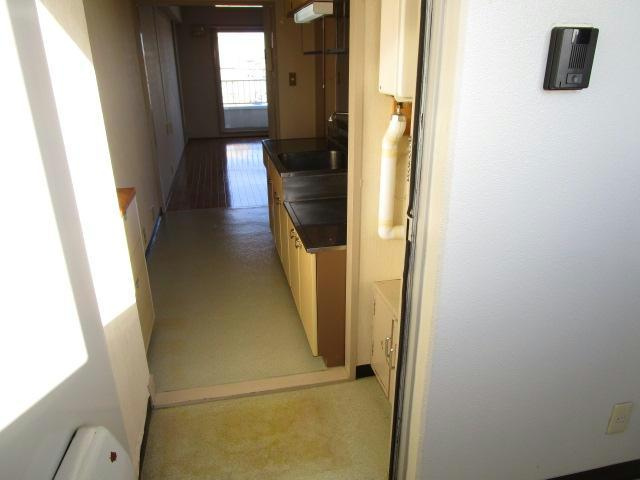 クレインマンションの玄関