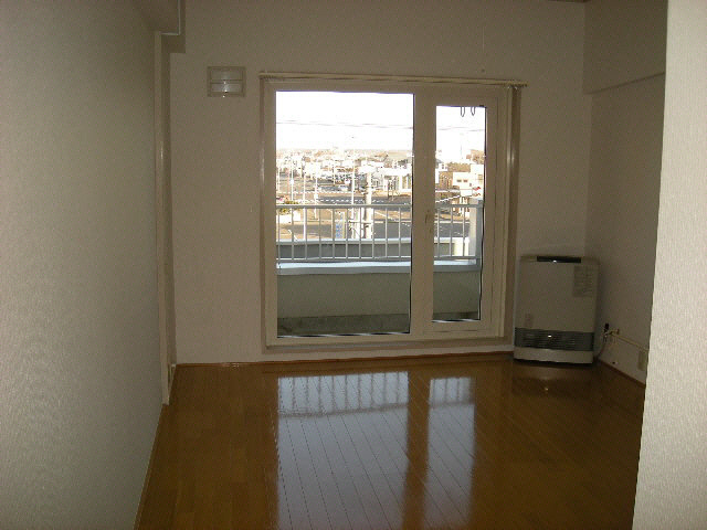 クレインマンションの居間・リビング