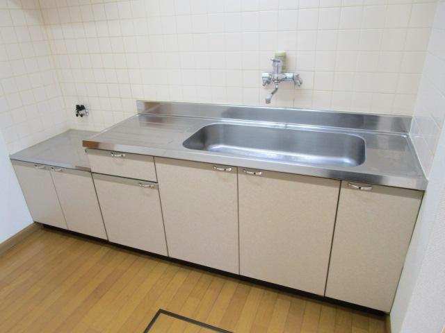 ファミーユのキッチン