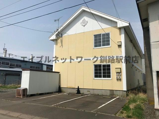 ドマーニ共栄の駐車場