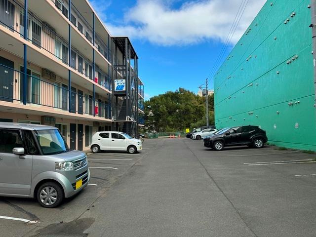 パークサイド健の駐車場