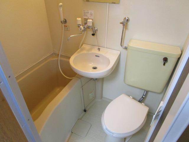 コーポつぼいの浴室