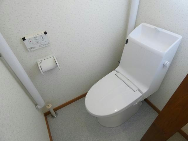 川北町4-17テラスハウスのトイレ