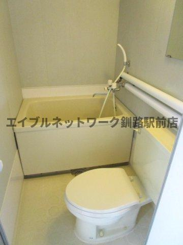 コーポひがしＡの浴室