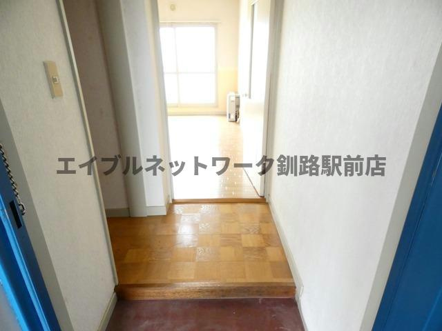 ドミールＲＡＮの玄関