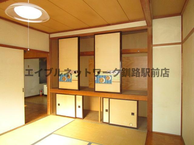 貝塚2-6-44テラスハウスの収納