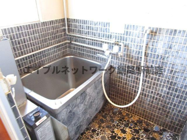 貝塚2-6-44テラスハウスの浴室