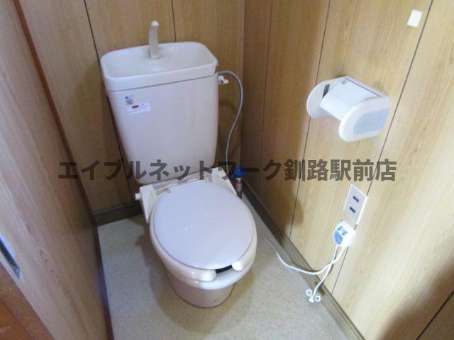 貝塚2-6-44テラスハウスのトイレ