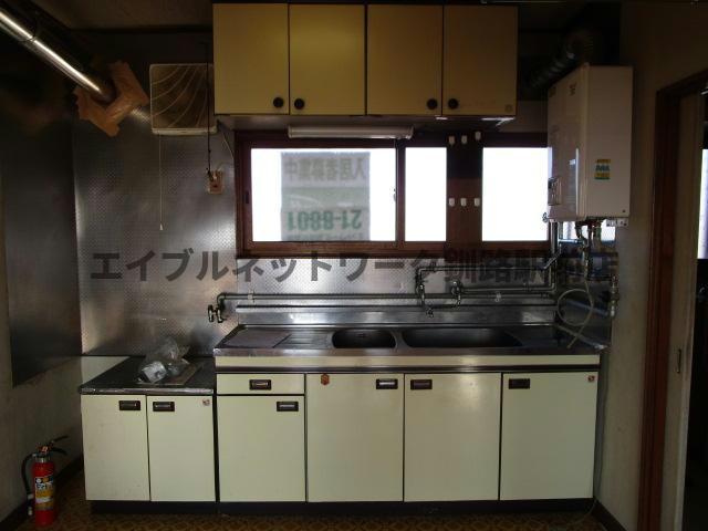 貝塚2-6-44テラスハウスのキッチン