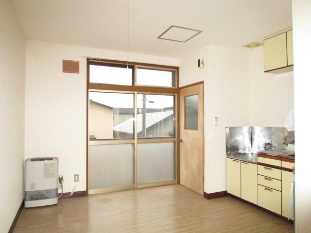 コーポ８８の居間・リビング