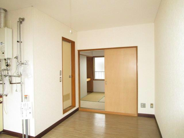 コーポ８８の居間・リビング