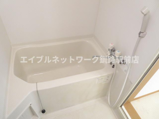 第２カトレアハイツの浴室